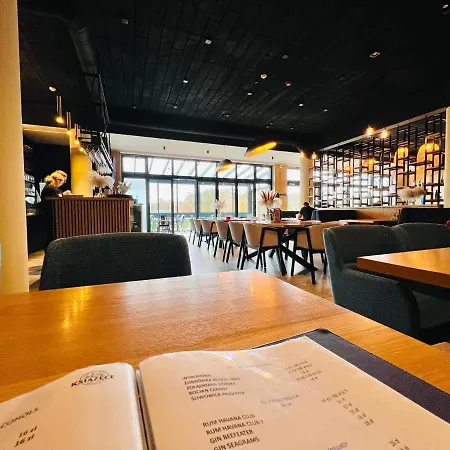 Polanki Aqua Premium Class By Ms Pro Apartment